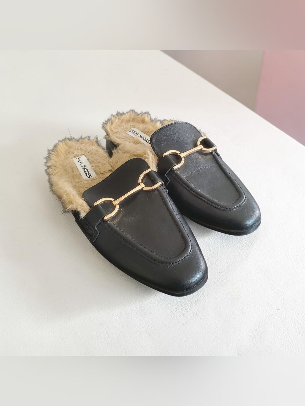 Steve Madden Black Faux Fur-Lined Leather Mules with Gold Bit Size 6.5 M